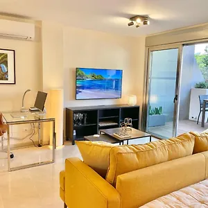 https://home2book-el-encanto-3-de-mayo.adeje-hotels.com